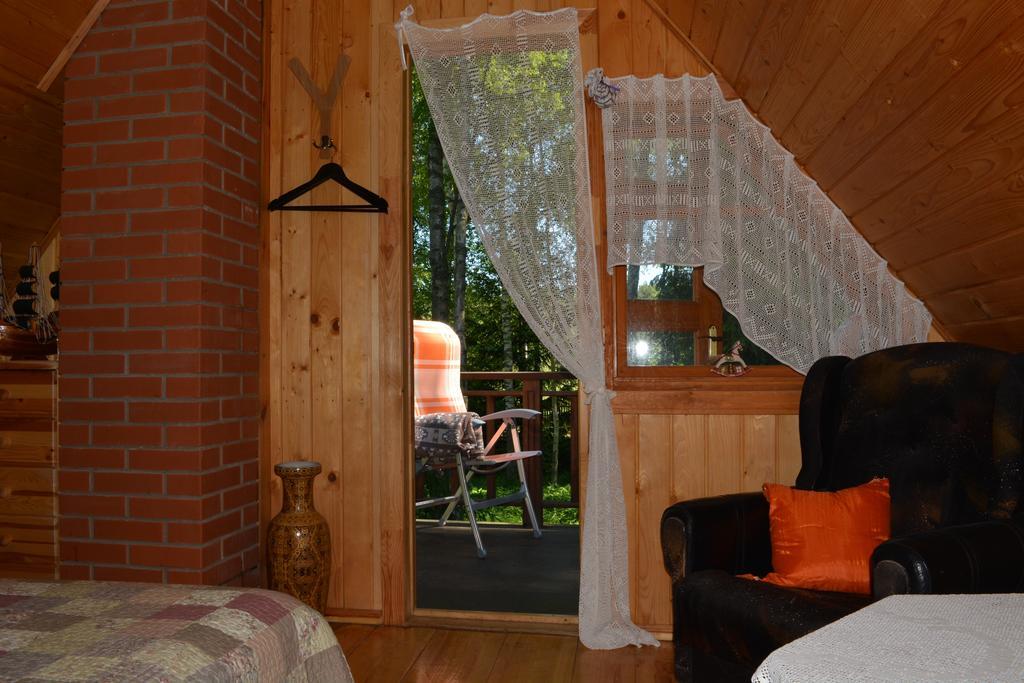 Holiday Home Berzlejas Upesgriva Szoba fotó
